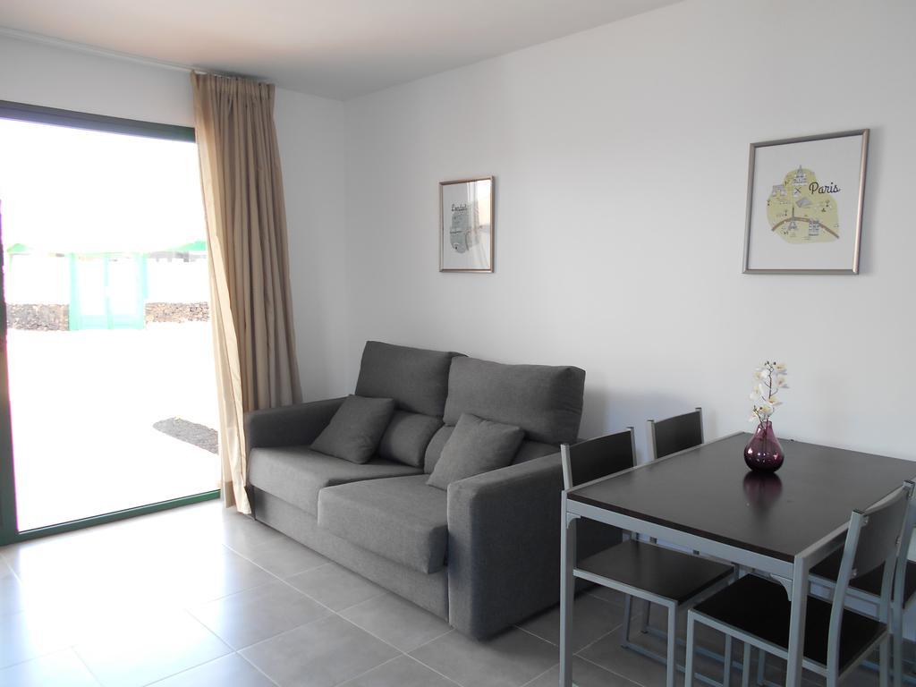 Realrent Costa Teguise Beach Exterior photo