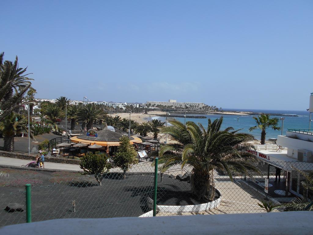 Realrent Costa Teguise Beach Exterior photo
